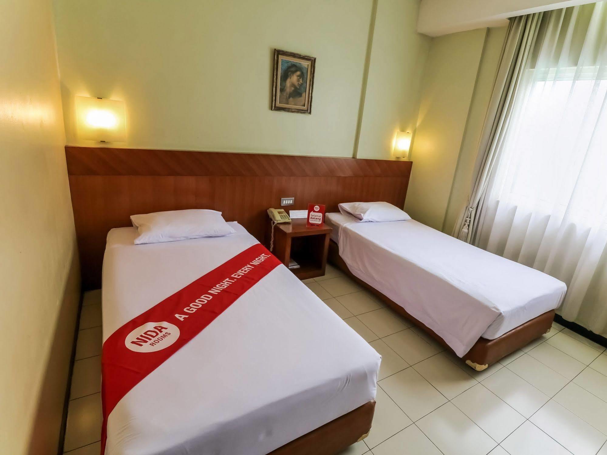 Nida Istana Baru Hotel